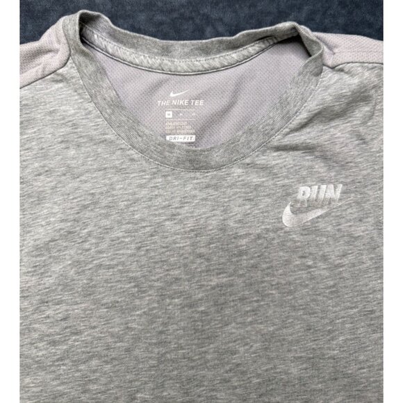 Nike Dri Fit Nike Run Grey Athletic Cut Tank Top Size Womens Medium - Picture 3 of 7